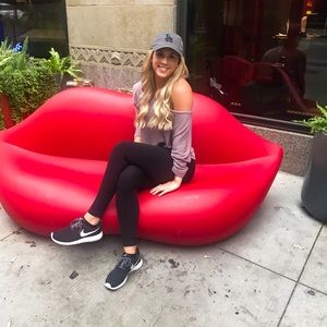 Meet your posher - Melissa